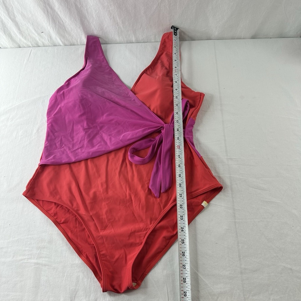 SUMMERSALT the perfect wrap one piece swimsuit in Hibiscus & Grapefruit size 18 - Picture 6 of 7